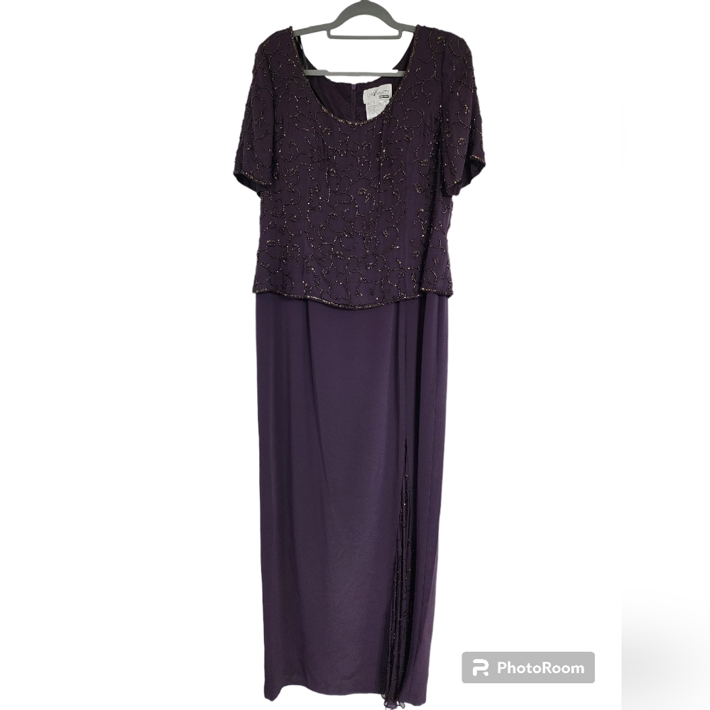 Avanti Designs Purple Formal Full-Length Dress